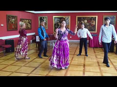 Khelipeske Rom Táncegyüttes ( Pécs)