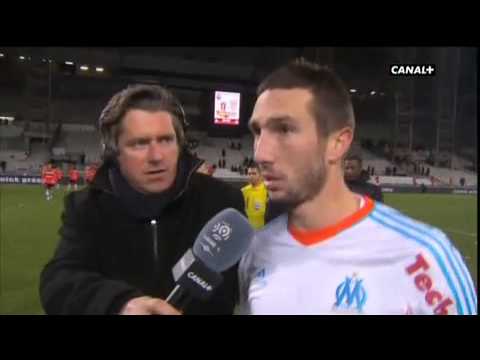 Amalfitano donne un coup à la caméra