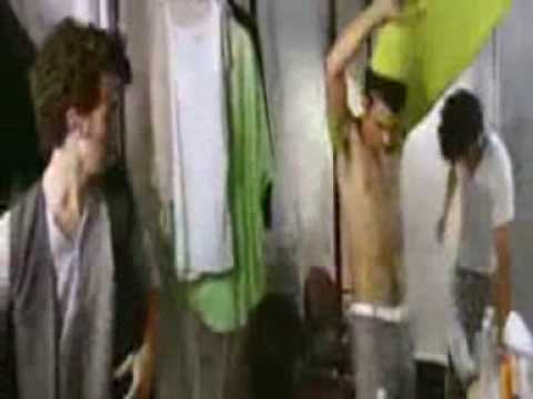 Jonas Brothers - Hellogoodbye music video / lyrics