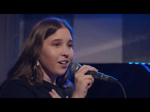 Hanna-Liina Võsa Muusikalikooli Noortestuudio Maailmalõpukabaree