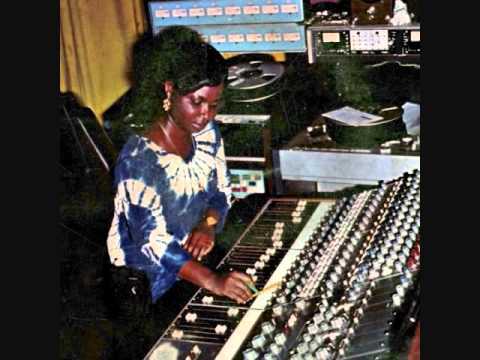 download lagu mp3 mp4 Nelly Uchendu Waka About Mp3 Download, download lagu Nelly Uchendu Waka About Mp3 Download gratis, unduh video klip Nelly Uchendu Waka About Mp3 Download