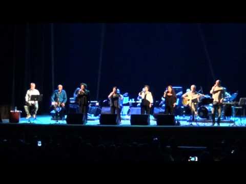 MPB4 e Quarteto em Cy cantam Cio da Terra em Juiz de Fora