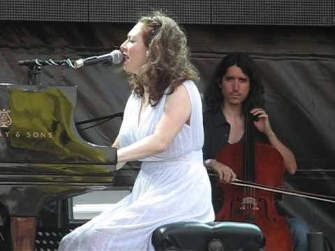 Regina Spektor - All the Rowboats (Sziget 2013)