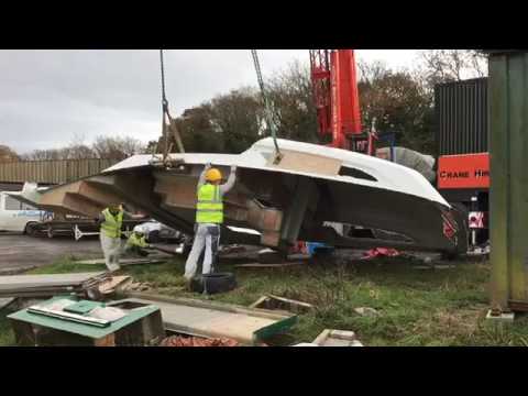 Building a performance catamaran D1295