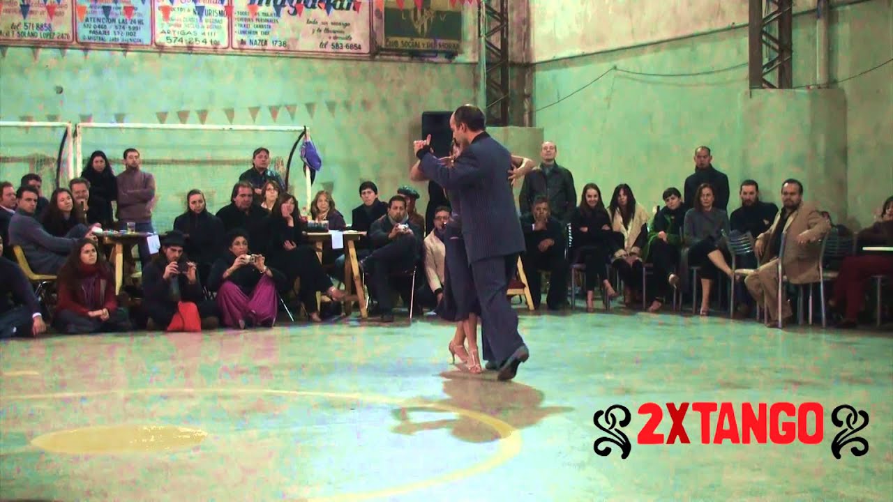 Horacio Pebete Godoy y Karina Colmeiro "Bailemos" en La Milonga del Moran Jun 2011