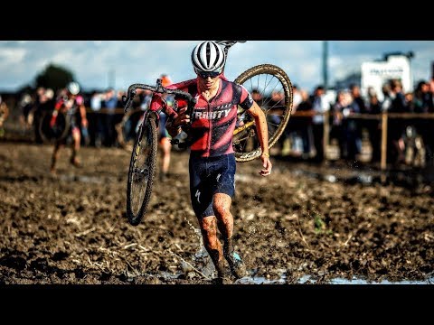 Lots of Mud at Ardooie CX