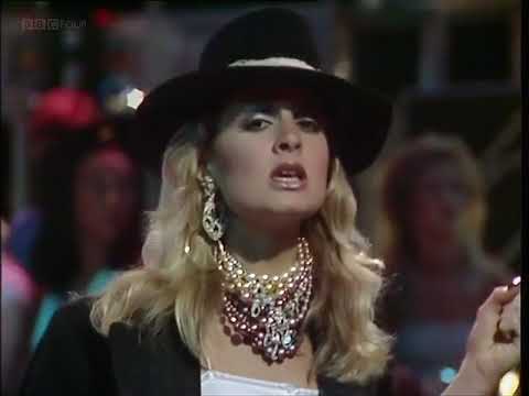 Bucks Fizz – When We Were Young