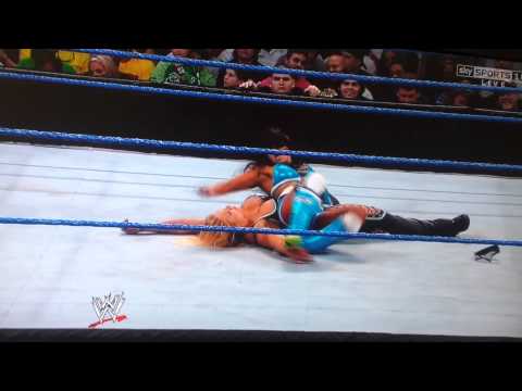 WWE Over the Limit 2012 Results - Layla vs Beth Pheonix - Divas Championship
