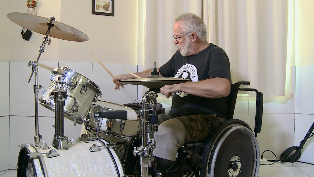 Programa Especial - baterista Túlio Fuzato, que é amputado das duas pernas