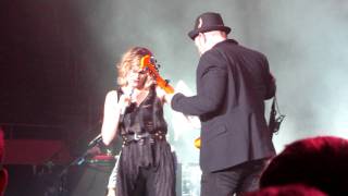 Sugarland &quot;Everyday America (Remix)&quot; Knoxville, TN 10/6/11