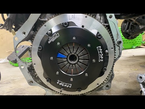 Clutch Master FX725 Twin Disc and Aluminum Flywheel Unboxing, and Install