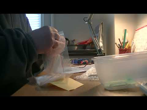 MongoTV_8829 - KIGGER PÅ GAMER PC HARDWARE - Del 342 - 2 Nye Pentium 4 HT CPU Med NX-Bit