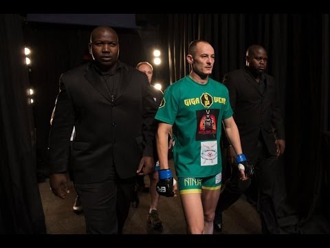 EFC AFRICA: Submission of 2013, Naumann vs Van Schalkwyk