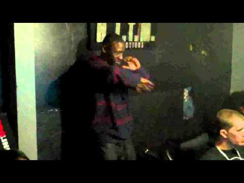 JUST CHILLING.....LIKE A VILLIAN....IN THE BOOTH...ROBERT DENIRO HIMSELF