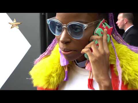 STREET STYLE London Fashion Week Spring Summer 2018