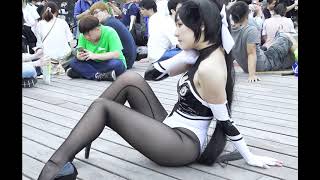 ストッキングが反則級！セクシーコスプレイヤーさん