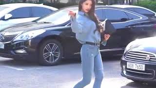 Lee Mijoo is such a high fashion model.. if you say there Is more extra idol, you Are liar