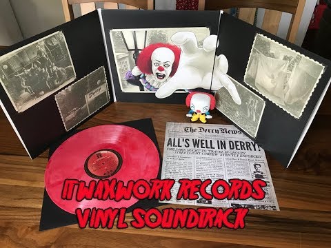download lagu mp3 mp4 Hanna Soundtrack Vinyl, download lagu Hanna Soundtrack Vinyl gratis, unduh video klip Hanna Soundtrack Vinyl