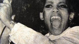 Marva Whitney "In The Middle" (loop)