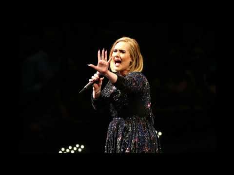 Adele - Hello (Mic Feed) [2016 Tour]