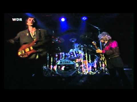 The Police - The Bed's Too Big Without You (live in Hamburg '80)