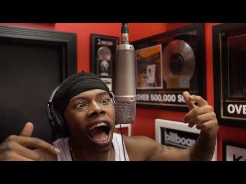 The Gray Note Studio “ Presents “   Performance By Mula Gzz“ URUS“ (Offical Video) #ShotBySmooth