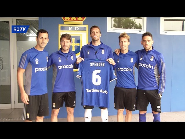 Vídeo relacionado con Oviedo Futbol Hombre Divertido Idea Regalo Seguidor Sudadera con Capucha