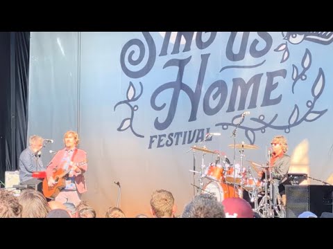 The Mountain Goats - "Shallow Grave" Live at Sing Us Home Festival, Philadelphia, PA 5/3/26