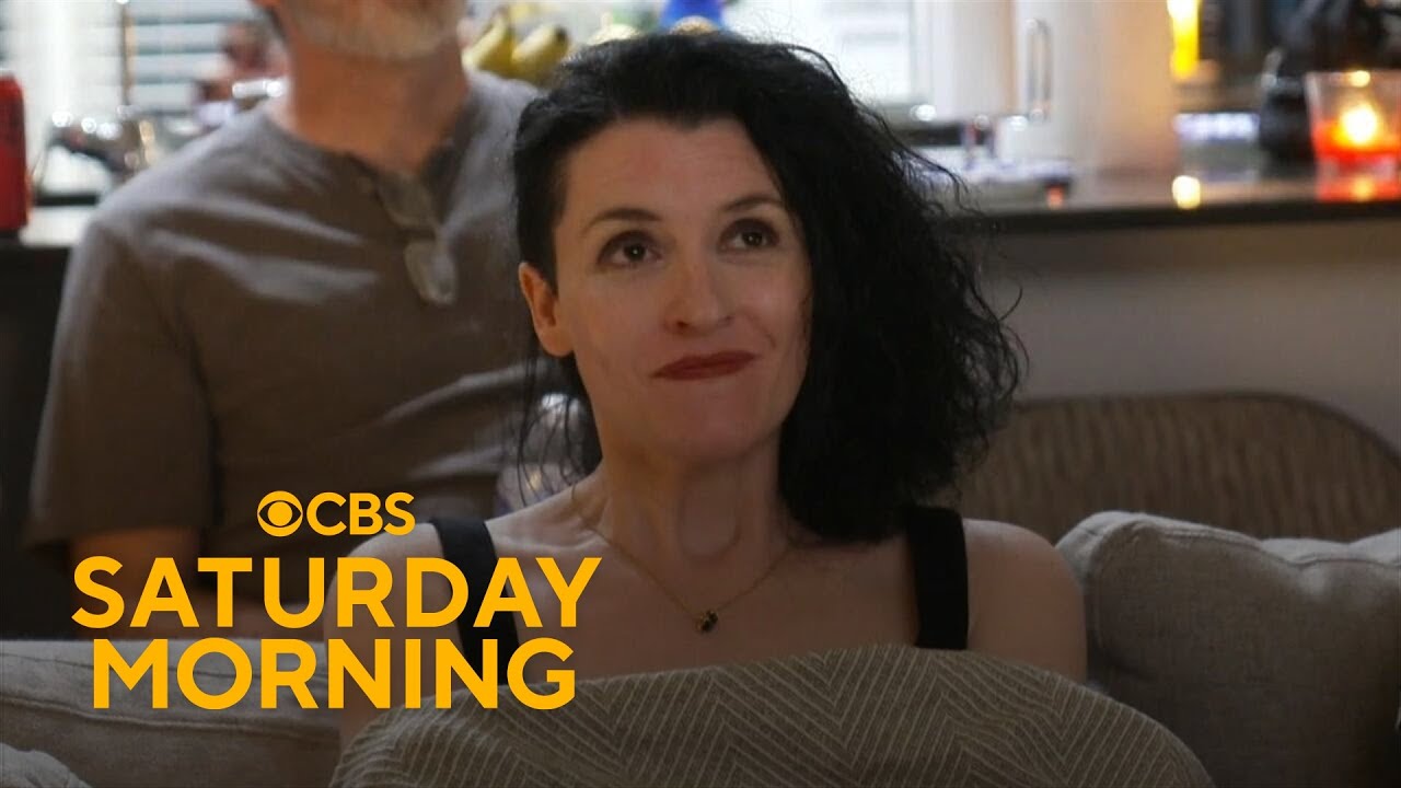 "Survivor" superfan builds her own tribe
