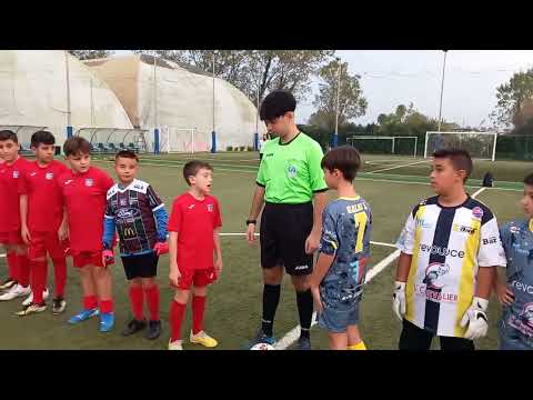 INGRESSO IN CAMPO PARTITA CON OLYMPIC SALERNO