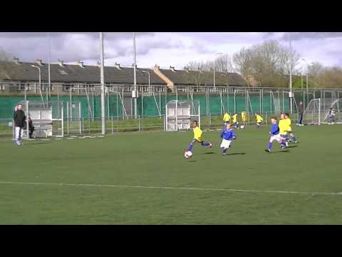 Voetbal FC Dauwendaele F5 - Serooskerke F4   7 april 2012