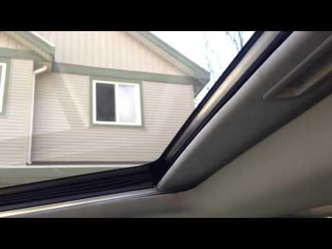 2012 Ram 1500 Sunroof Opens With A Bang 02