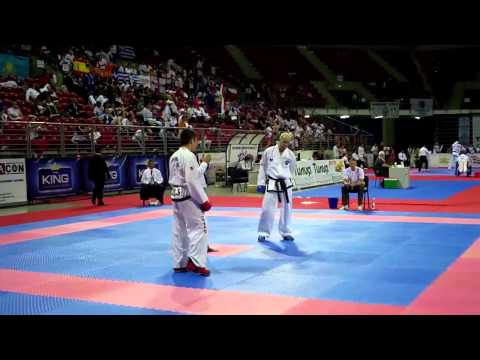 Samat Bektyrbaev v Ales Vyzral. -85kg Male Sparring Round 1 2013 ITF World Championships