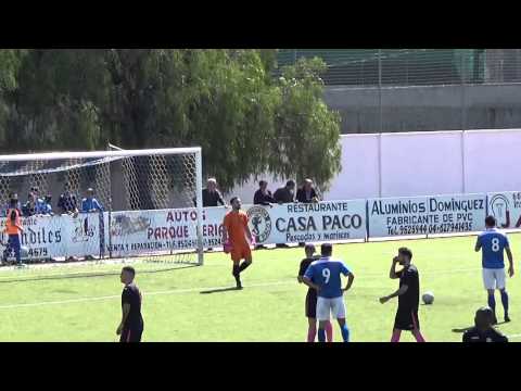 Penalti a Petelu y lanzamiento a lo Palenca de David Patalete ante la UDDH San Andrés