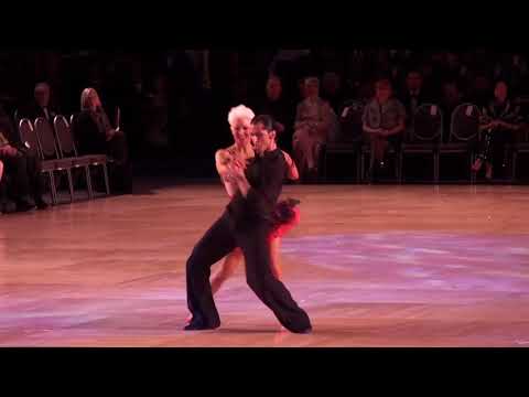 2011 Ohio Star Ball   Decho Kraev & Bree Watson   Mambo