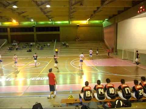 Crescer 3x7 Objetivo Sub18 interescolar 2013 (até 15min do segundo tempo)