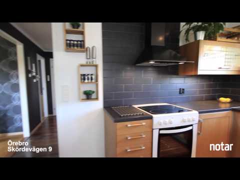 Såld, 5 rum · 140m2 + 83m2, Nya Hjärsta : Via Notar mäklare Örebro