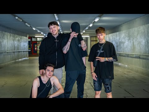 Młody Ozi - ZAPRASZAM NA BLOK ft. SZESNY (Official Video)