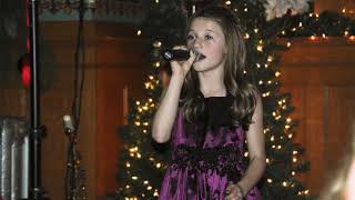 Love Grows at Christmastime - Hallie Cahoon of One Voice Chlidren's Choir