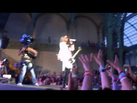 30 Seconds To Mars - Search And Destroy Live @Le Grand Palais - Paris 9th of July 2013