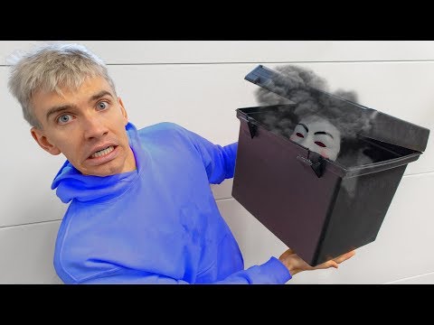 GAME MASTER SENT TOP SECRET RIDDLES IN GIANT MYSTERY BOX!! (real evidence clues found) Video