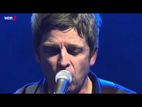 A écouter en préparant Tomates coeur de boeuf à l'huile vanillée