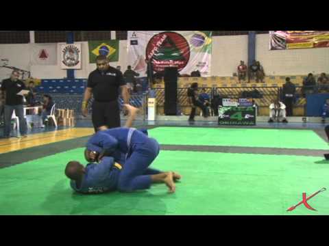 BRASILEIRO REGIÃO SUDESTE 2013 - Paulo Pereira x Wilson dos Santos by X-COMBAT