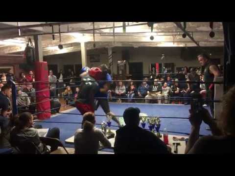Izzy Cato Warwick Boxing R1 2-17-2018