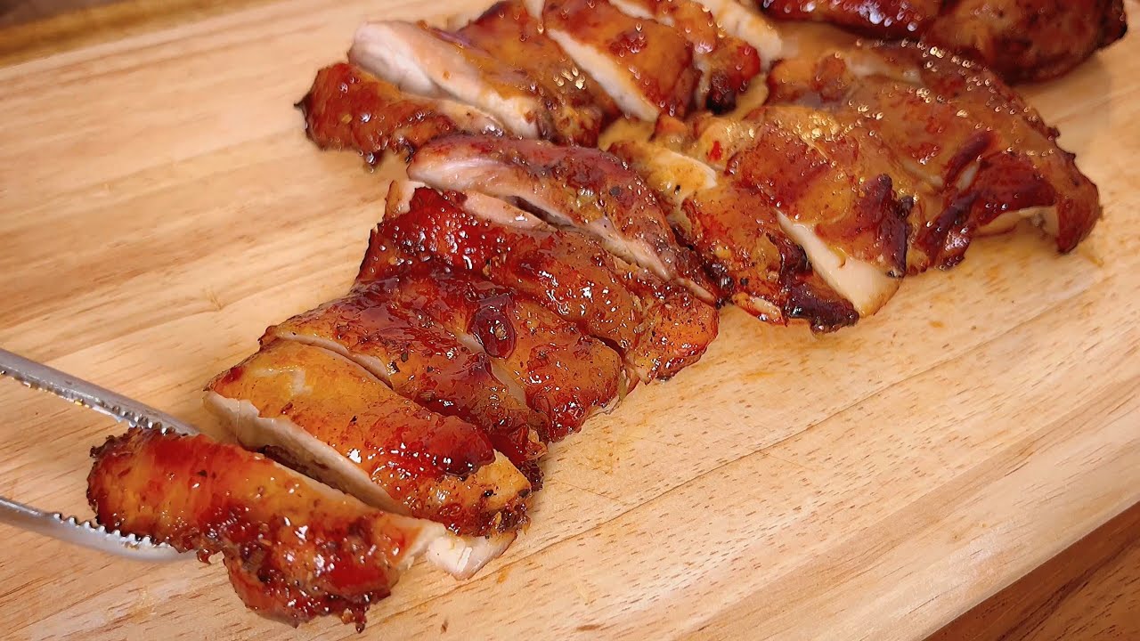 Incredibly delicious chicken thighs recipe! Super easy air fryer lemongrass chicken!