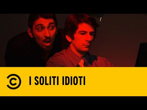 Vita da precario - I Soliti Idioti - Stagione 1 - Comedy Central