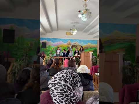 Hai cintati toti intr-un glas.”s.Recea”