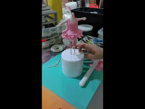 Edible 3D topper Little Ballerina   Fondant and Gumpaste