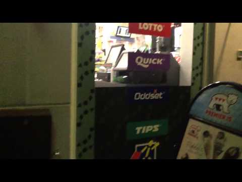 Slik eller ballade.  I EN KIOSK