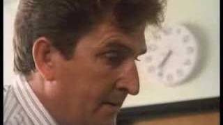 Сцена в аэропорту